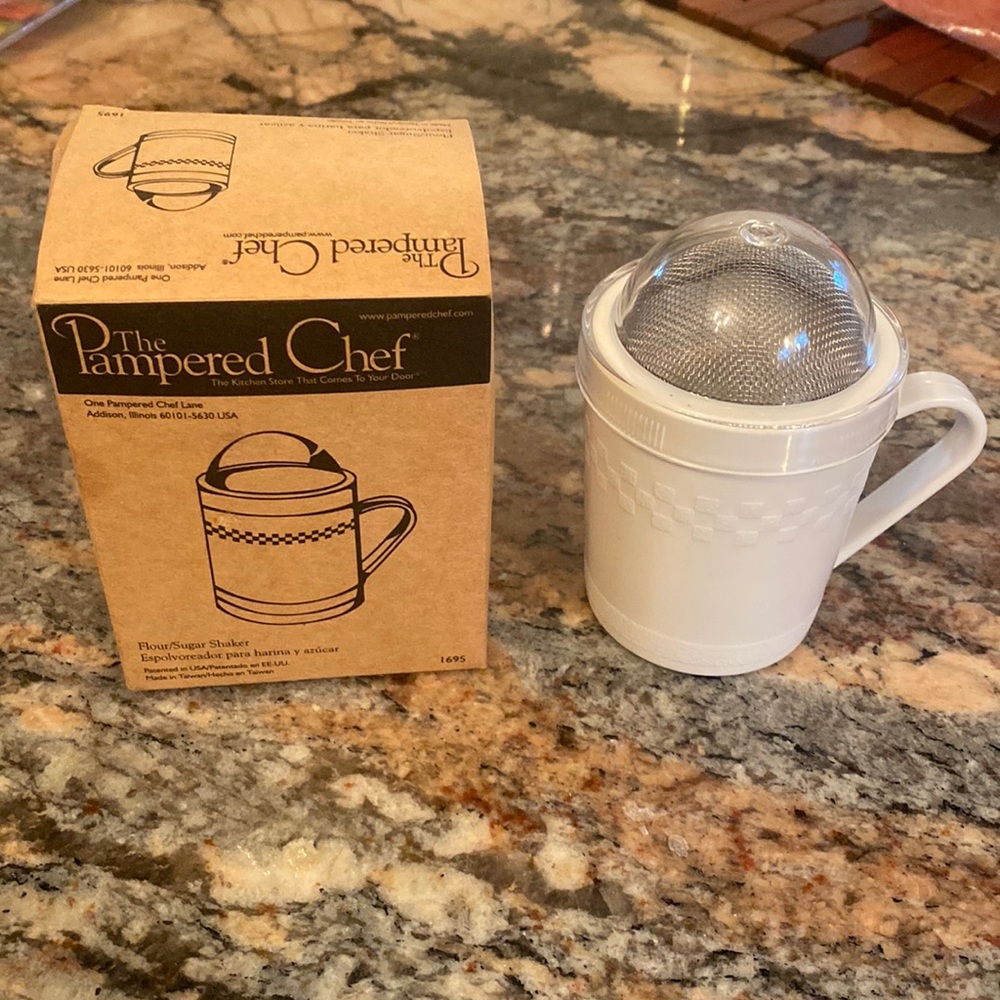 Flour/sugar shaker